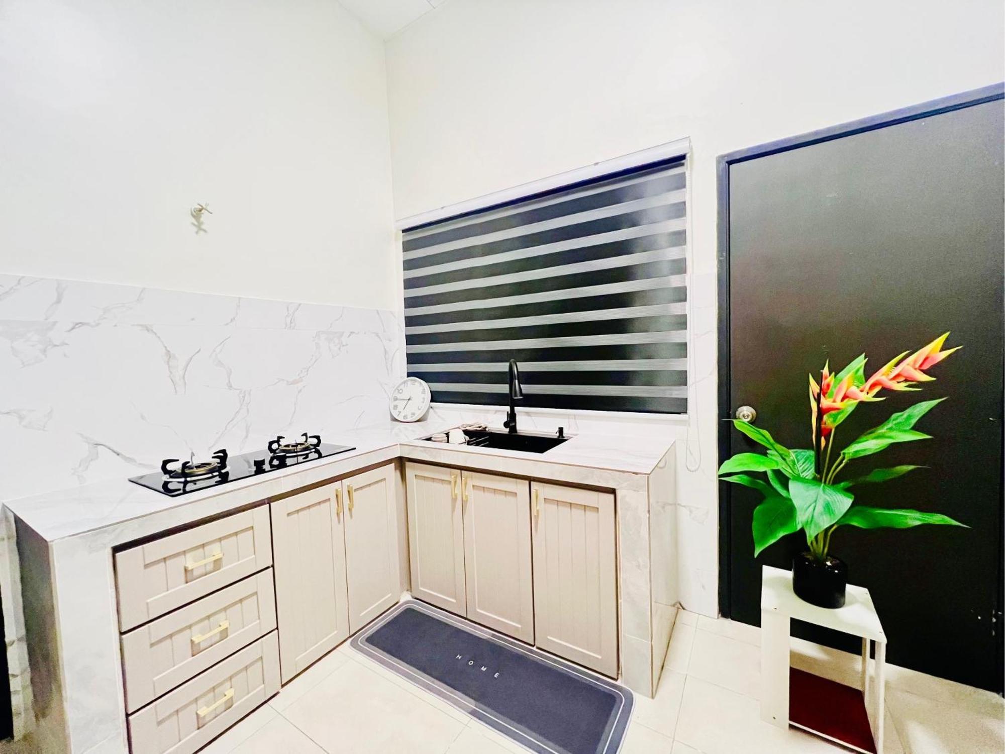 Quayside Cove Homestay - Corner House, Shah Alam Rimbayu Netflix Syok Tv Bbq Екстер'єр фото