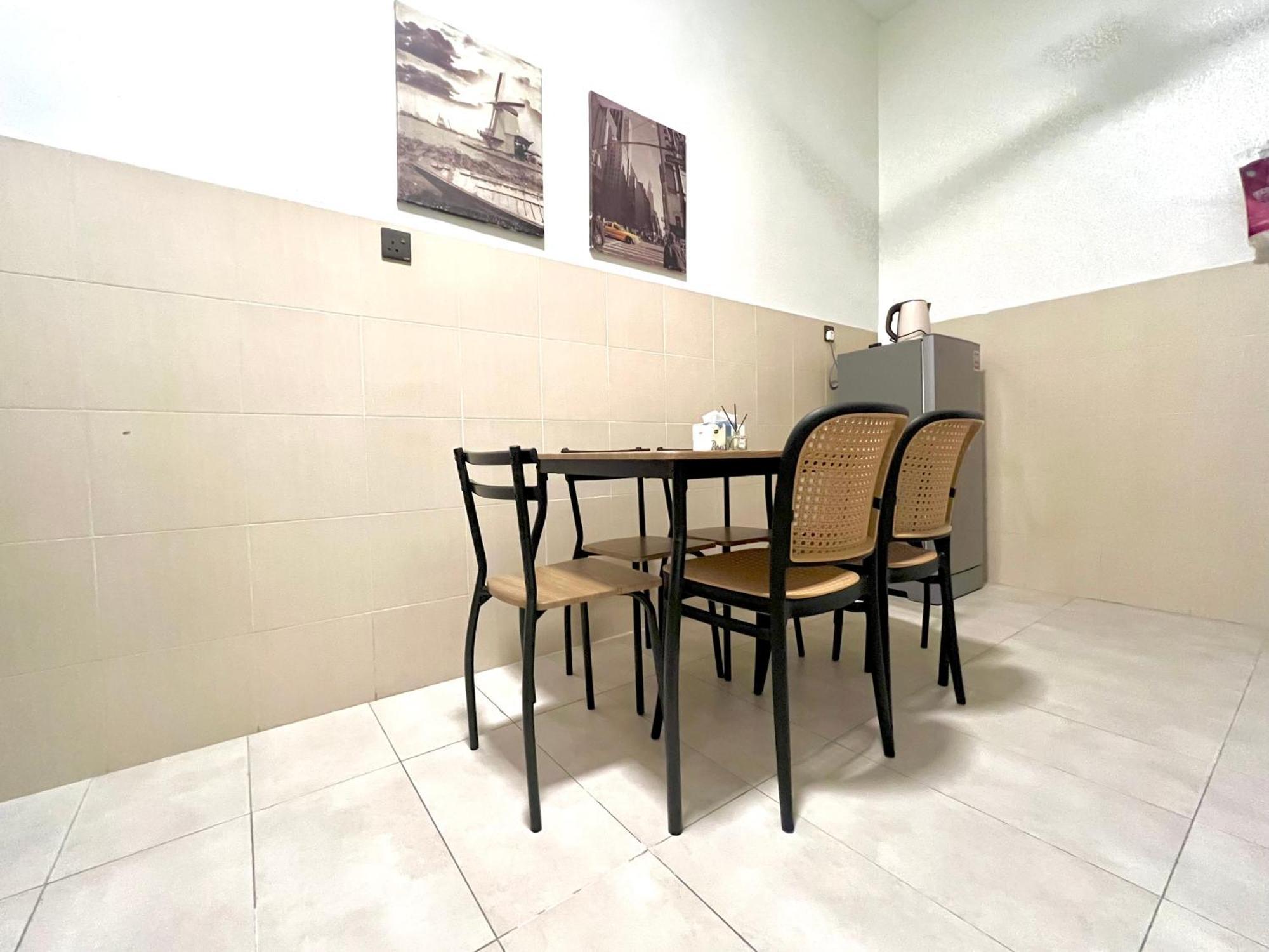 Quayside Cove Homestay - Corner House, Shah Alam Rimbayu Netflix Syok Tv Bbq Екстер'єр фото